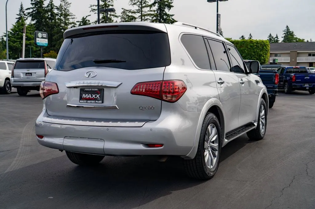 Infiniti QX80 photo 9