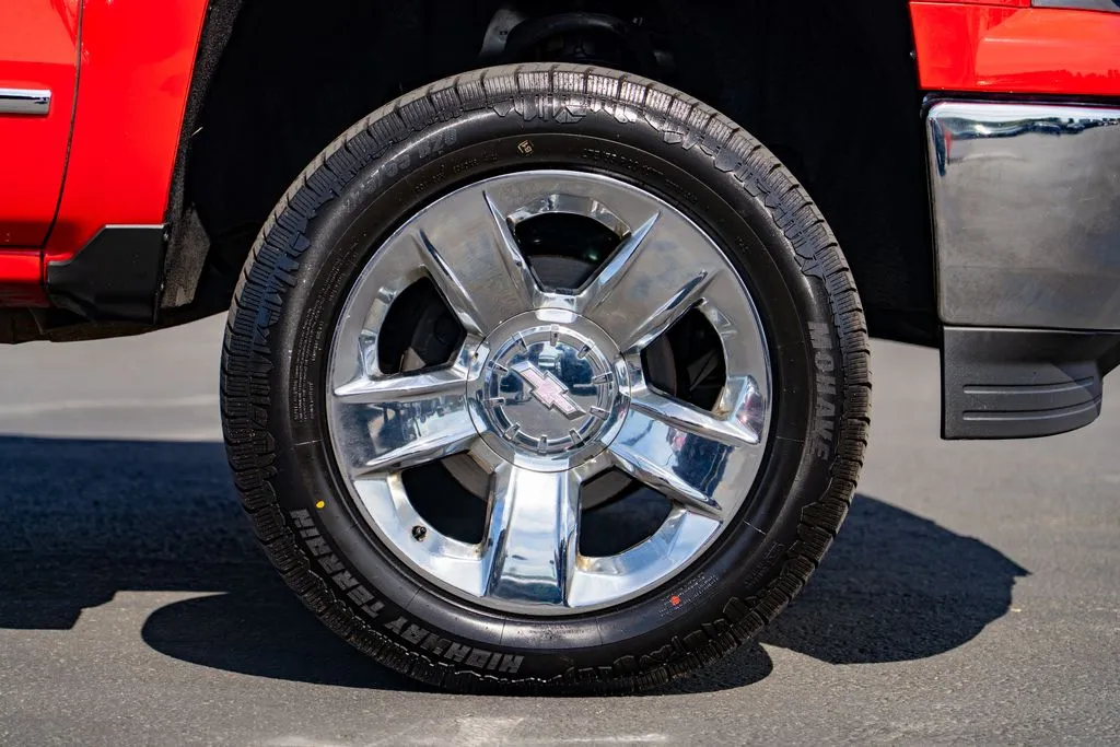 Chevrolet Silverado photo 7