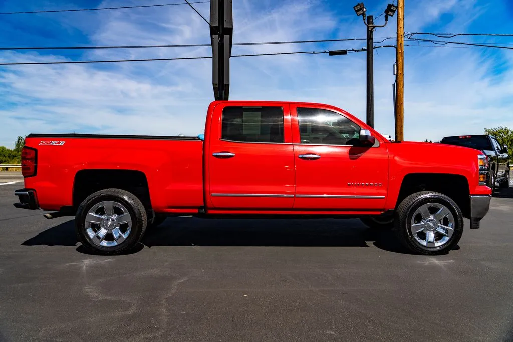 Chevrolet Silverado photo 8