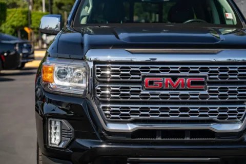 More photos of 2021 GMC Canyon 4WD Denali at Maxx Autos Plus Puyallup, WA