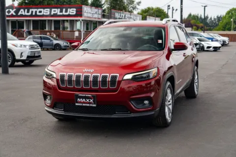 More photos of 2019 Jeep Cherokee Latitude at Maxx Autos Plus Puyallup, WA