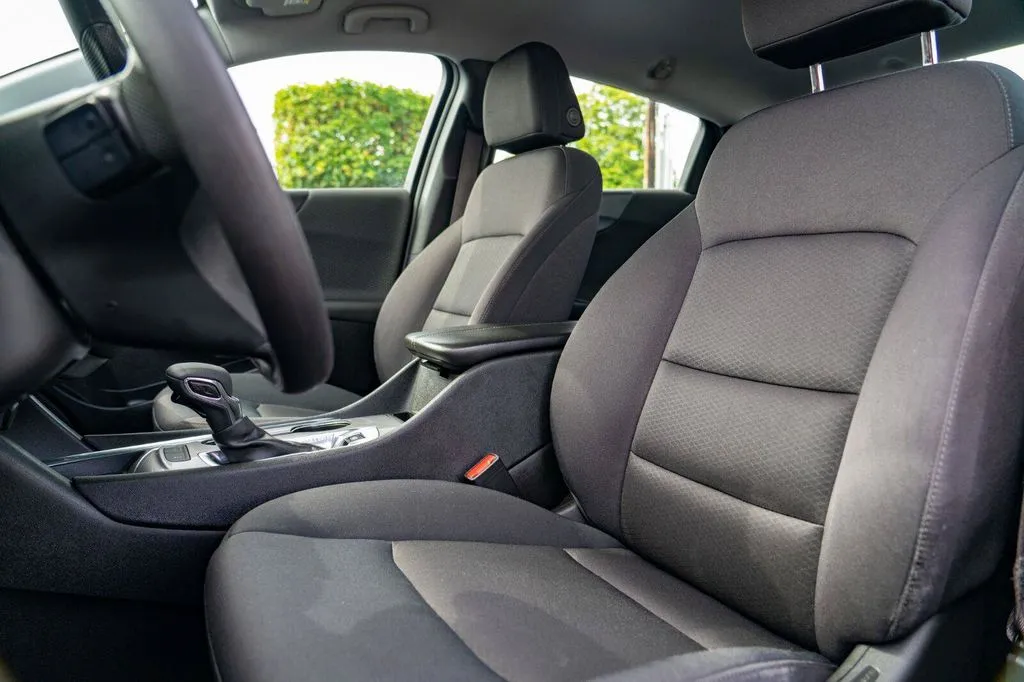 Chevrolet Malibu photo 14