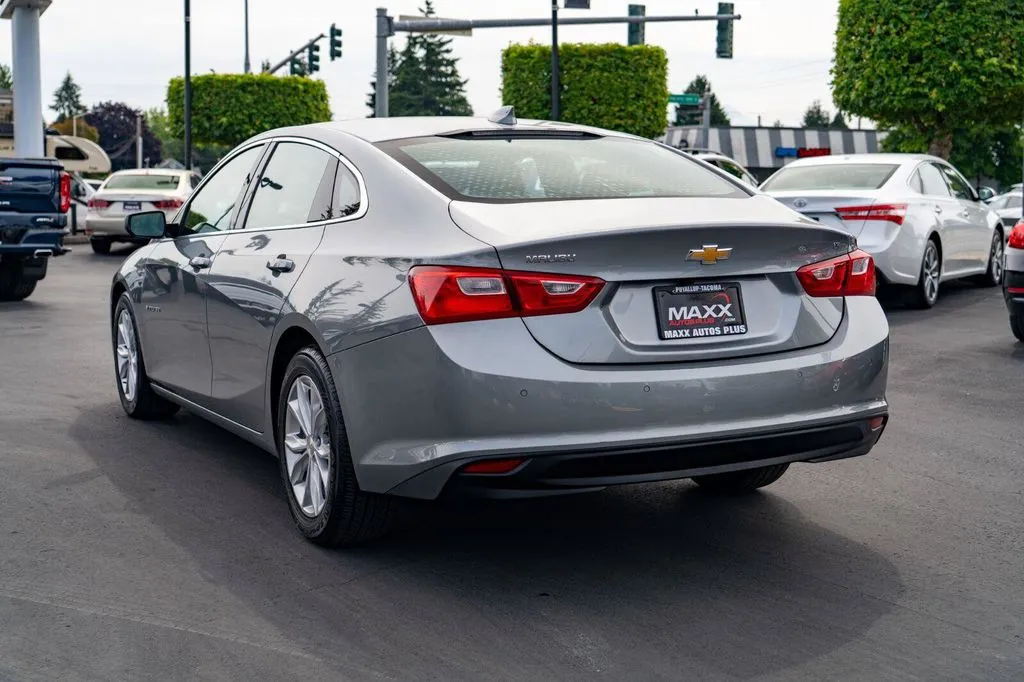 Chevrolet Malibu photo 10