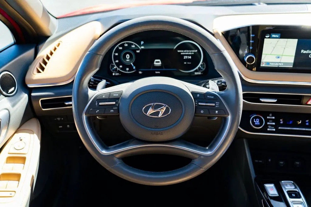 Hyundai Sonata photo 14