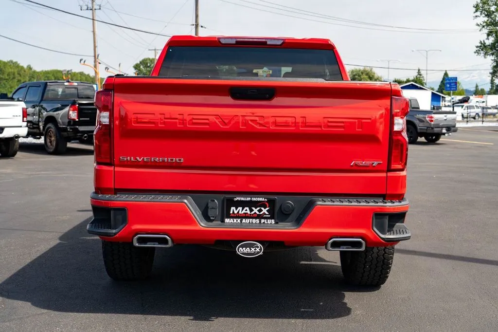 Chevrolet Silverado photo 11