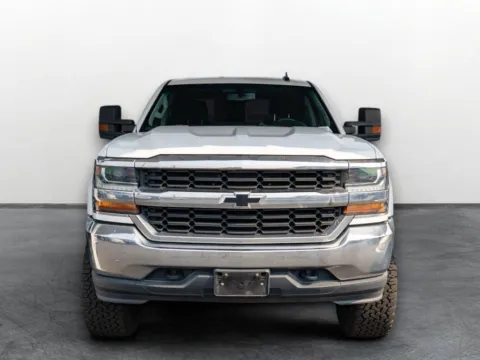Photos of 2018 Chevrolet Silverado 1500 LT for sale in Puyallup, WA at Maxx Autos Plus Puyallup