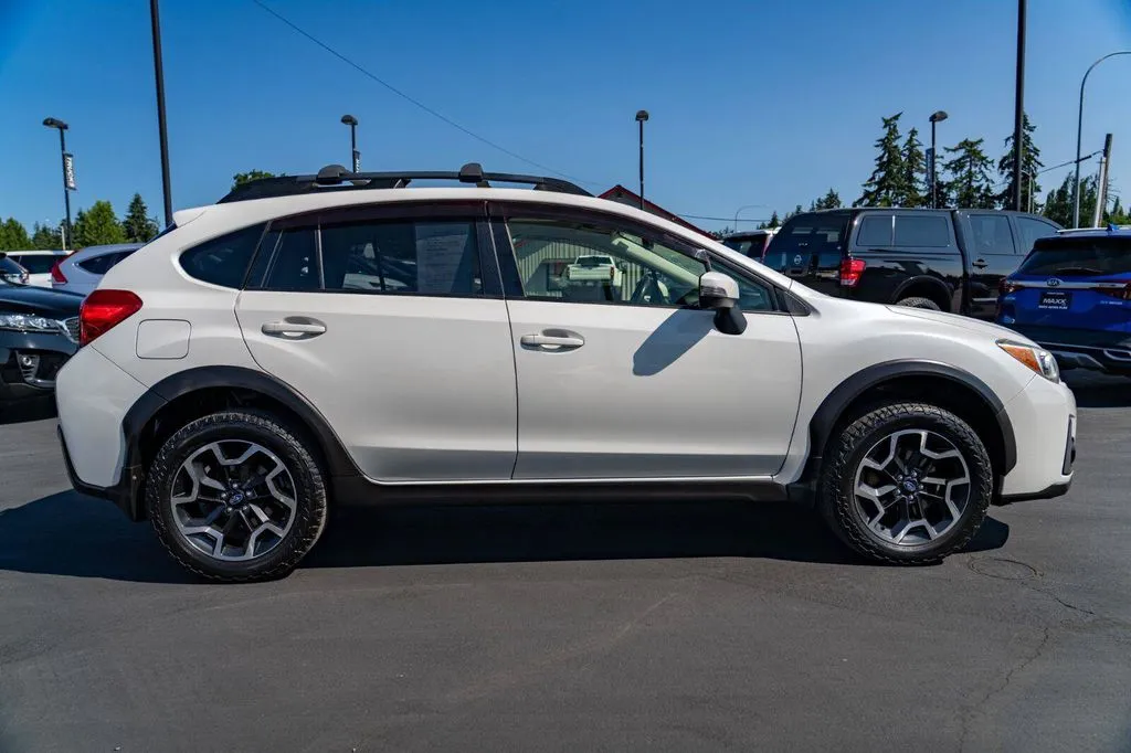 Subaru Crosstrek photo 9