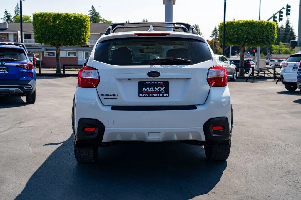Subaru Crosstrek photo 11
