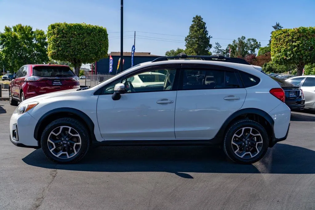 Subaru Crosstrek photo 14