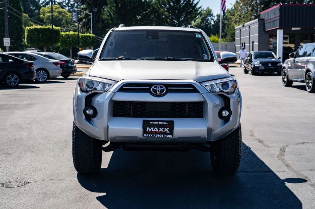 Toyota 4Runner photo 3