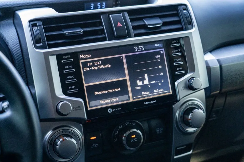 Toyota 4Runner photo 19
