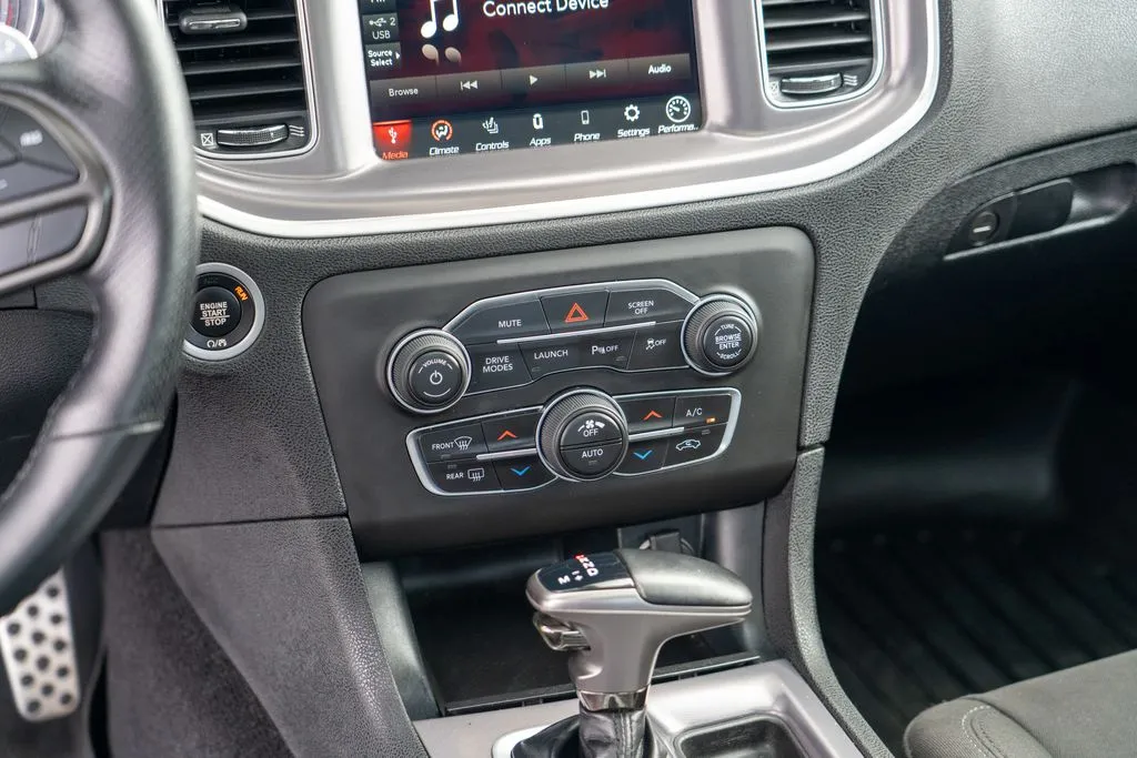 Dodge Charger photo 18