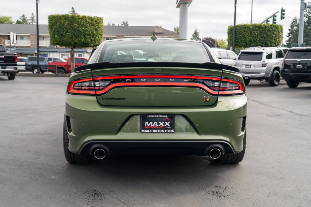 Dodge Charger photo 9