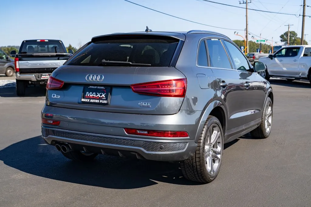 Audi Q3 photo 7