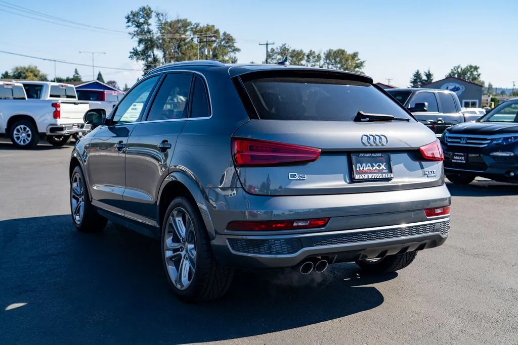 Audi Q3 photo 9