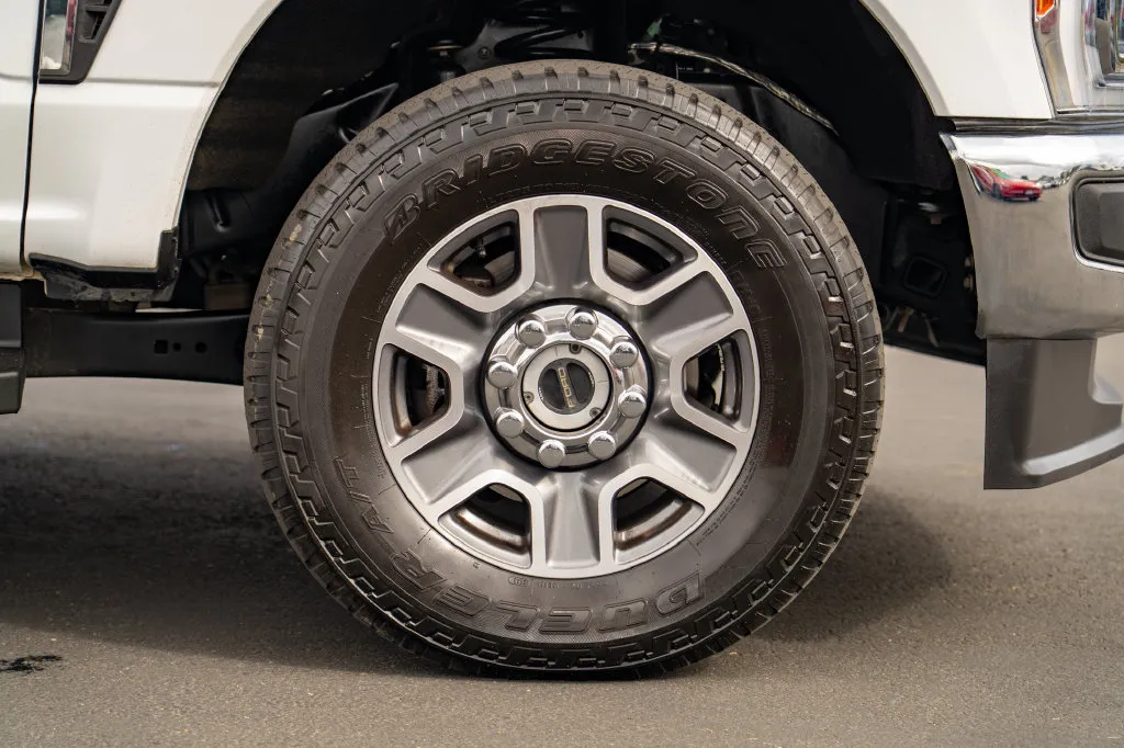 Ford F-250SD photo 7