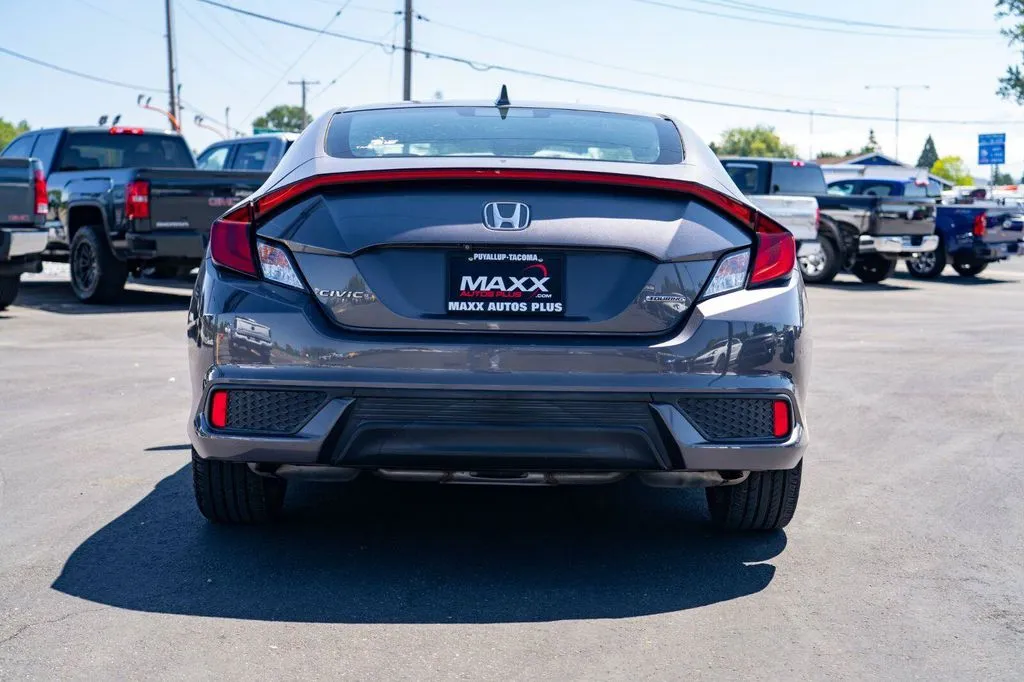 Honda Civic photo 8