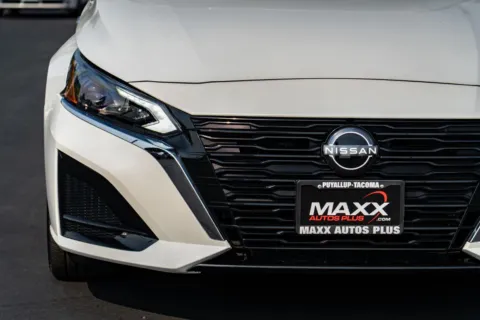More photos of 2023 Nissan Altima 2.5 SL at Maxx Autos Plus Puyallup, WA