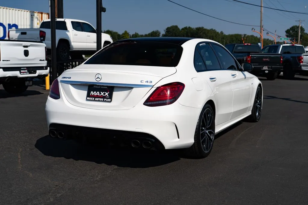 Mercedes-Benz C-Class photo 10