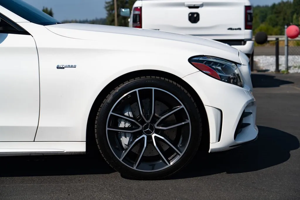 Mercedes-Benz C-Class photo 7
