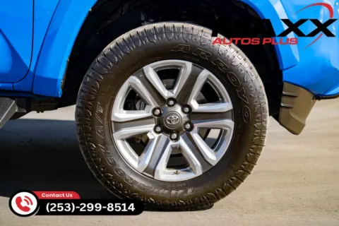 Blue 2019 Toyota Tacoma SR5 for sale in Puyallup, WA