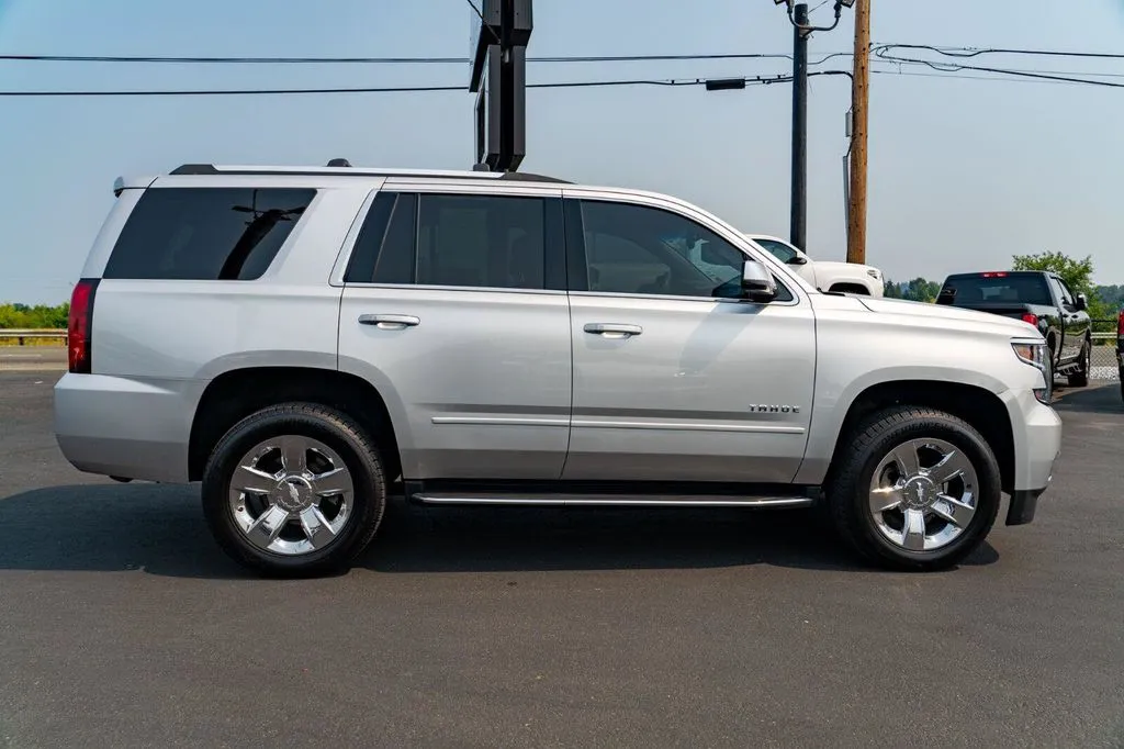 Chevrolet Tahoe photo 8