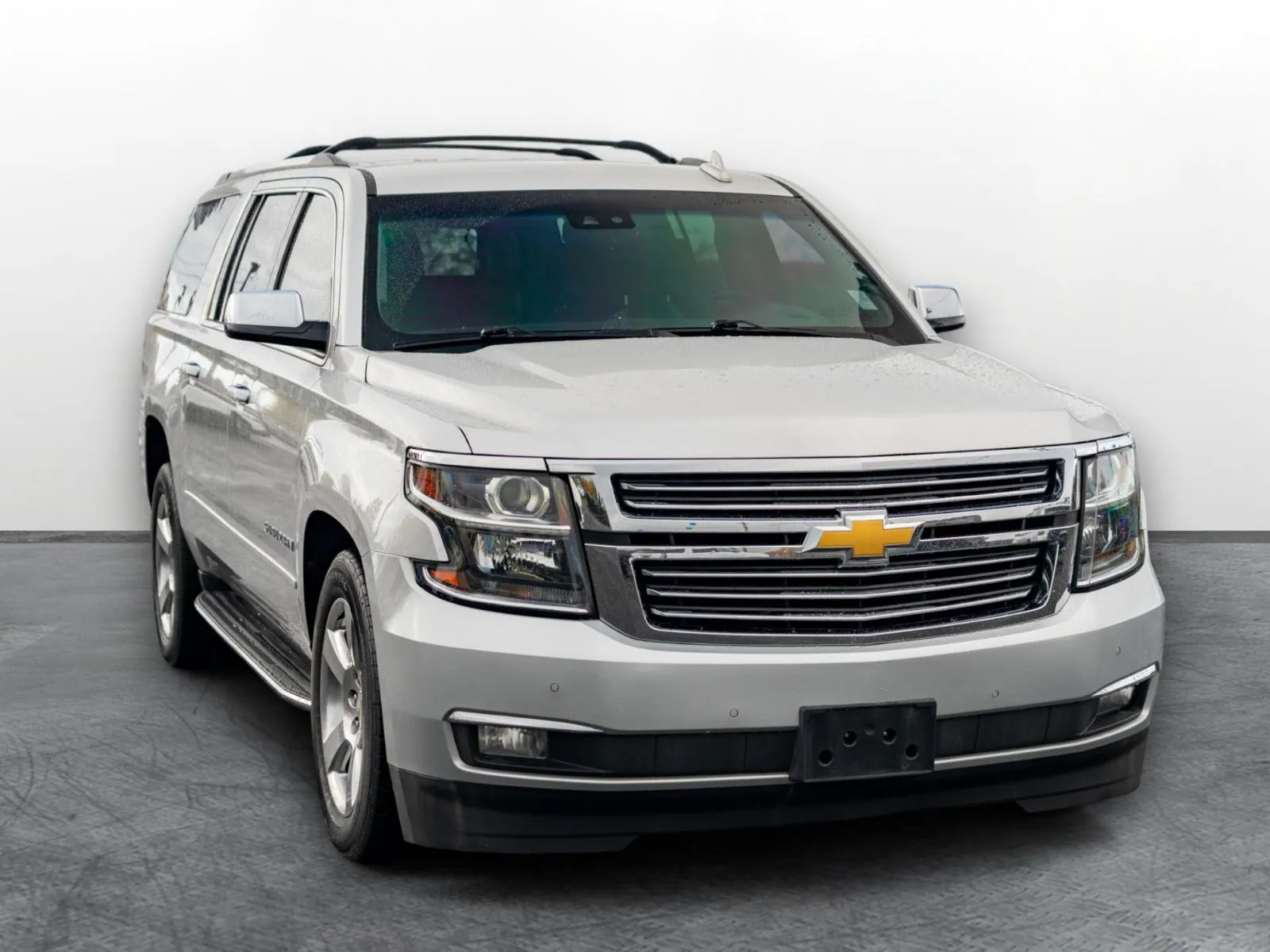 Silver 2020 Chevrolet Suburban Premier for sale in Puyallup, WA