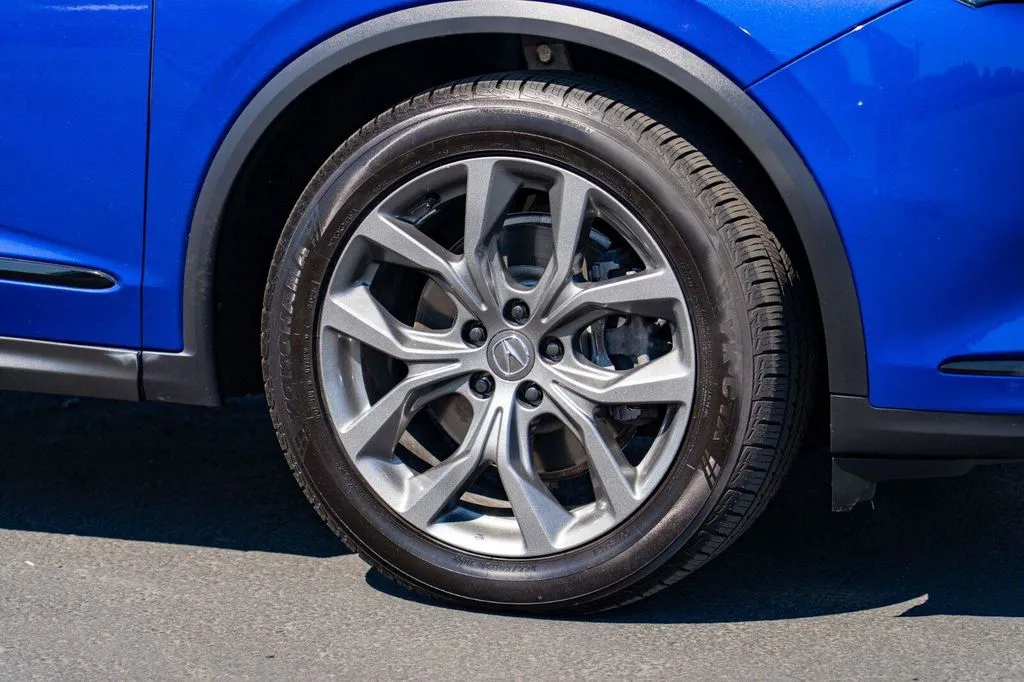 Acura MDX photo 7
