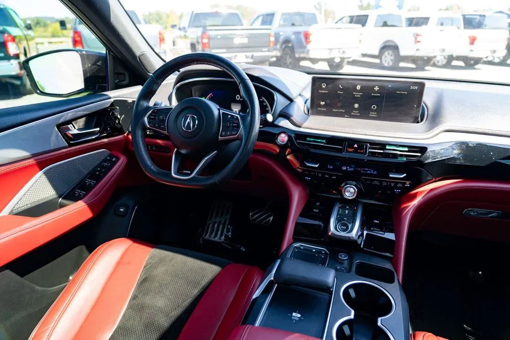 Acura MDX photo 21