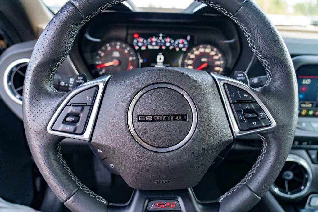 Chevrolet Camaro photo 17