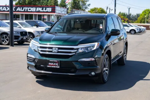 More photos of 2017 Honda Pilot Touring at Maxx Autos Plus Puyallup, WA