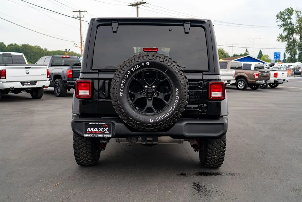Jeep Wrangler photo 10
