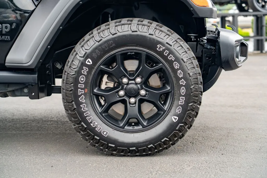 Jeep Wrangler photo 7