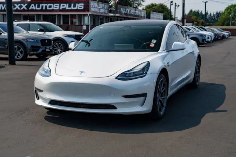 More photos of 2019 Tesla Model 3 Standard at Maxx Autos Plus Puyallup, WA