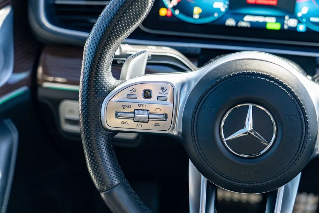 Mercedes-Benz GLE photo 20