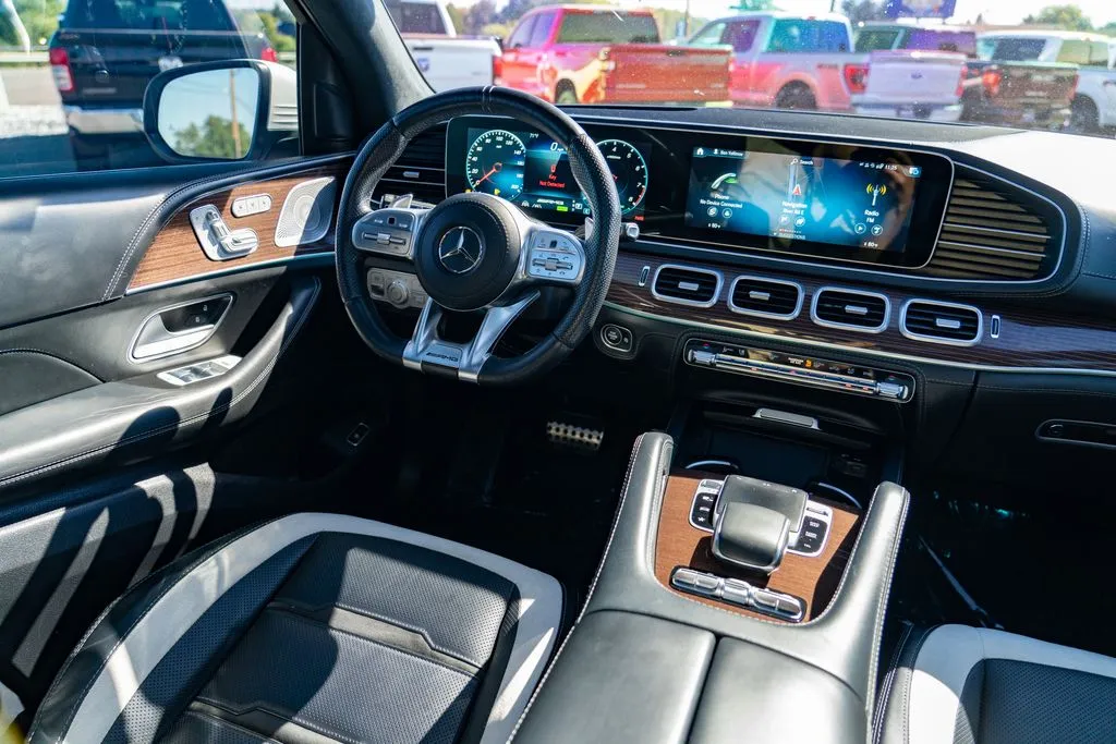 Mercedes-Benz GLE photo 24