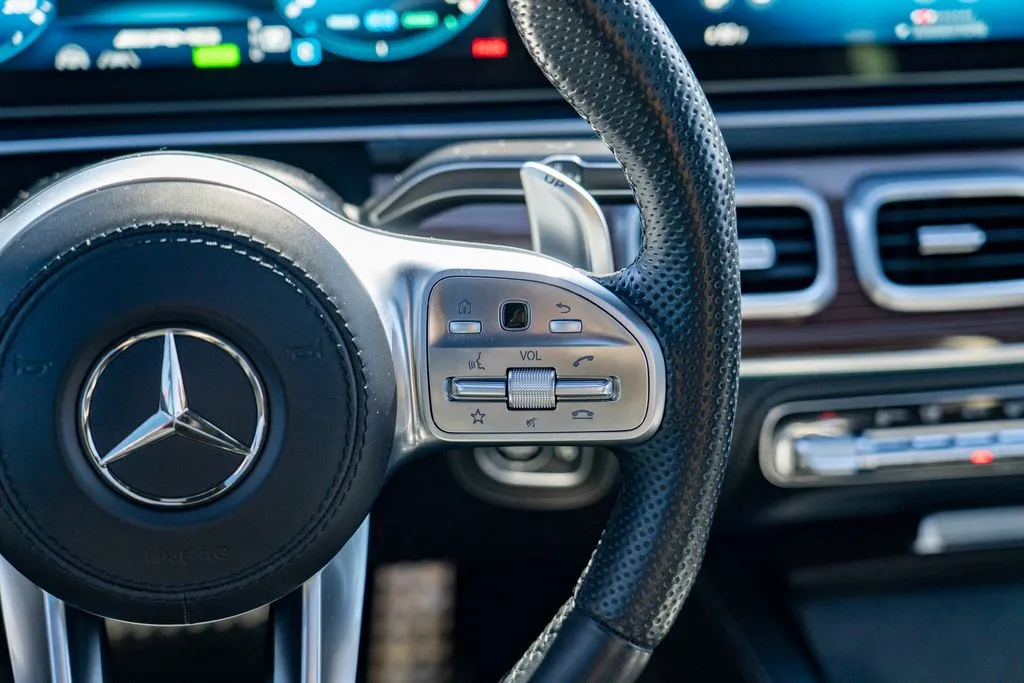 Mercedes-Benz GLE photo 19