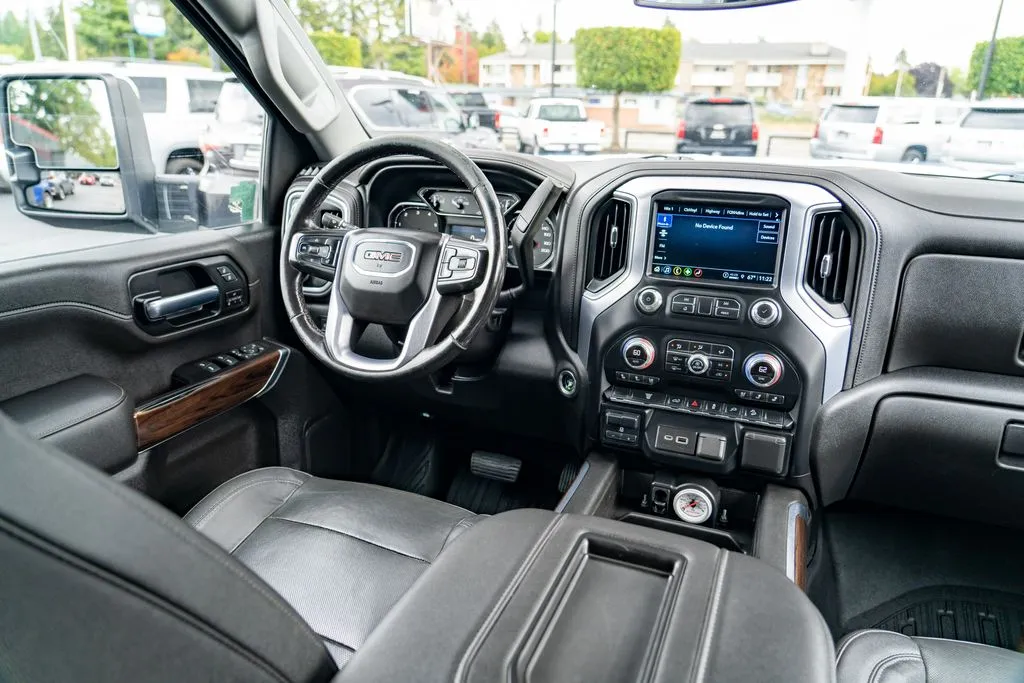 GMC Sierra photo 23