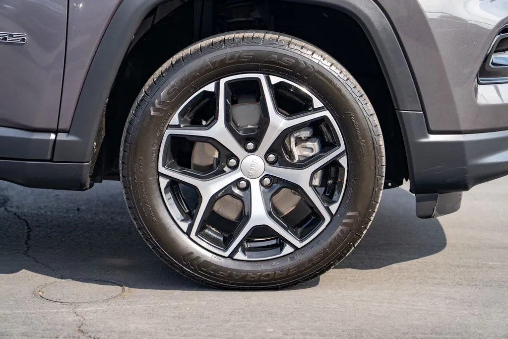 Jeep Compass photo 7