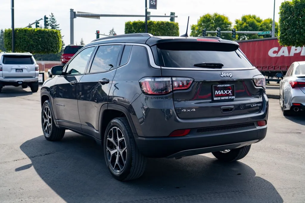 Jeep Compass photo 11