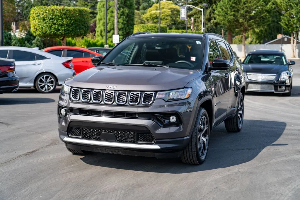 Jeep Compass photo 4