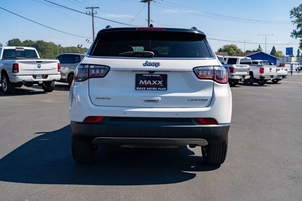 Jeep Compass photo 10