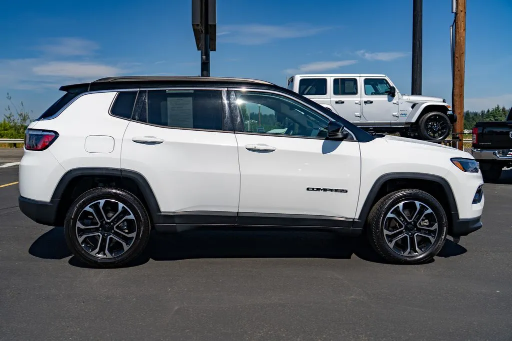 Jeep Compass photo 8
