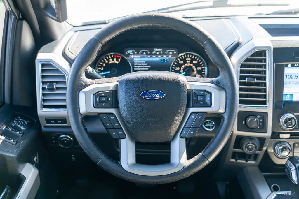 Ford F-150 photo 15