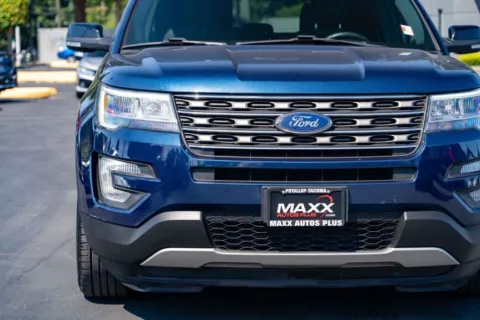 More photos of 2017 Ford Explorer XLT at Maxx Autos Plus Puyallup, WA