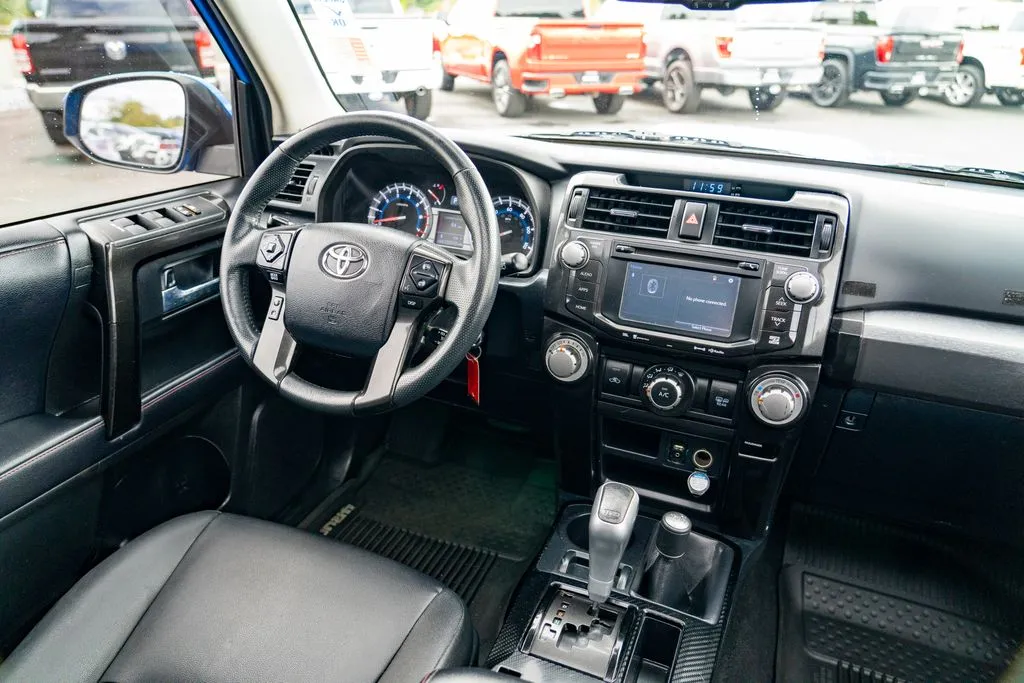 Toyota 4Runner photo 22