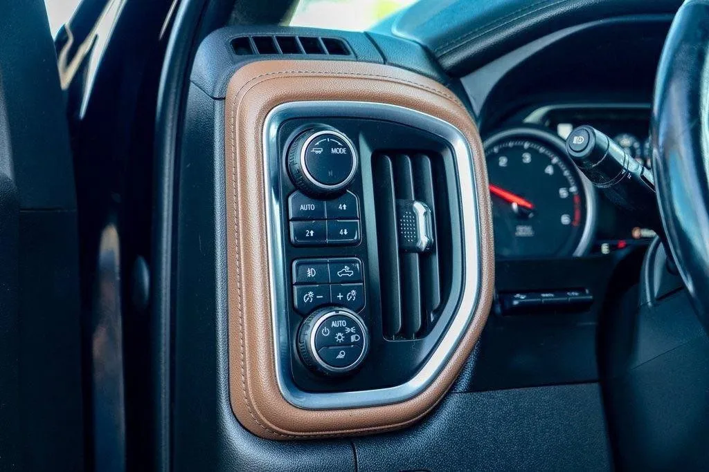 2020 Chevrolet Silverado 1500 High Country - Photo 18