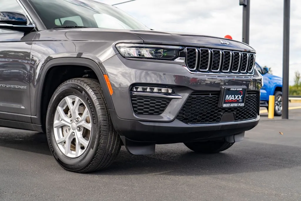 Jeep Grand Cherokee photo 6