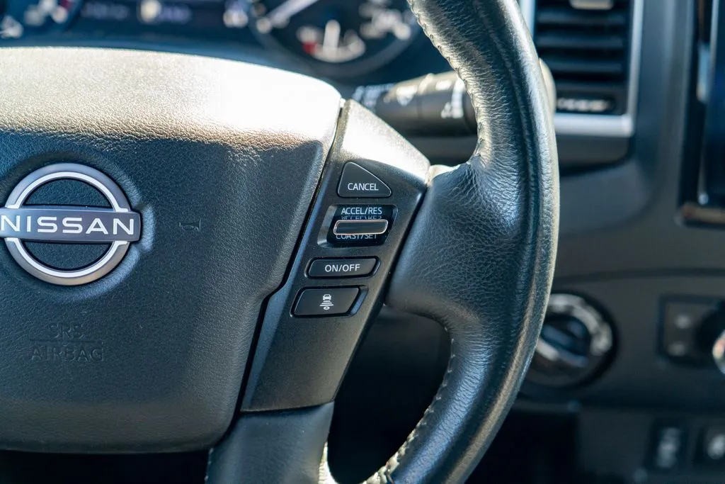 Nissan Frontier photo 21