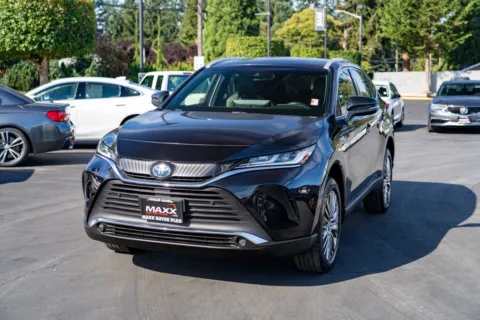 More photos of 2021 Toyota Venza XLE at Maxx Autos Plus Puyallup, WA